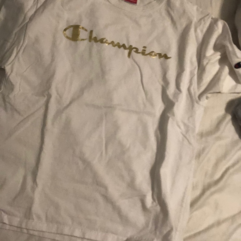 Champion tee